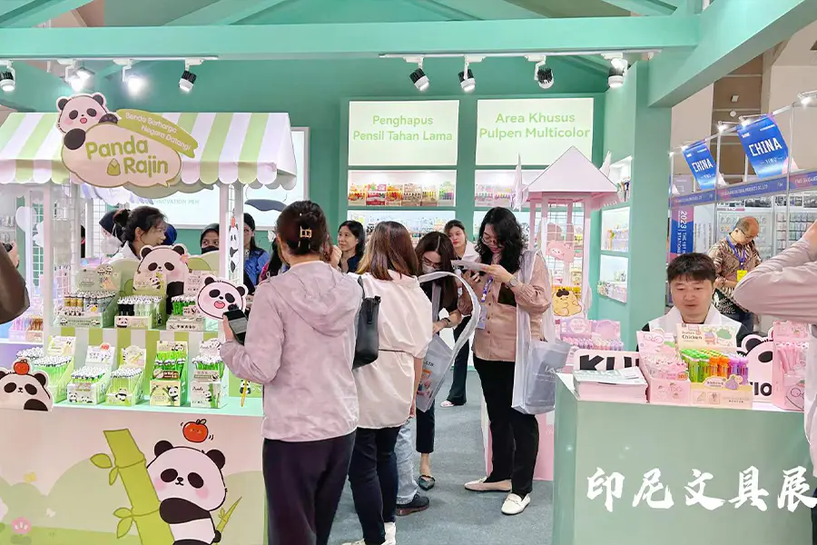 Выставка канцелярских товаров Индонезии